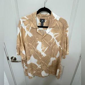 Cream and white Button up shirt